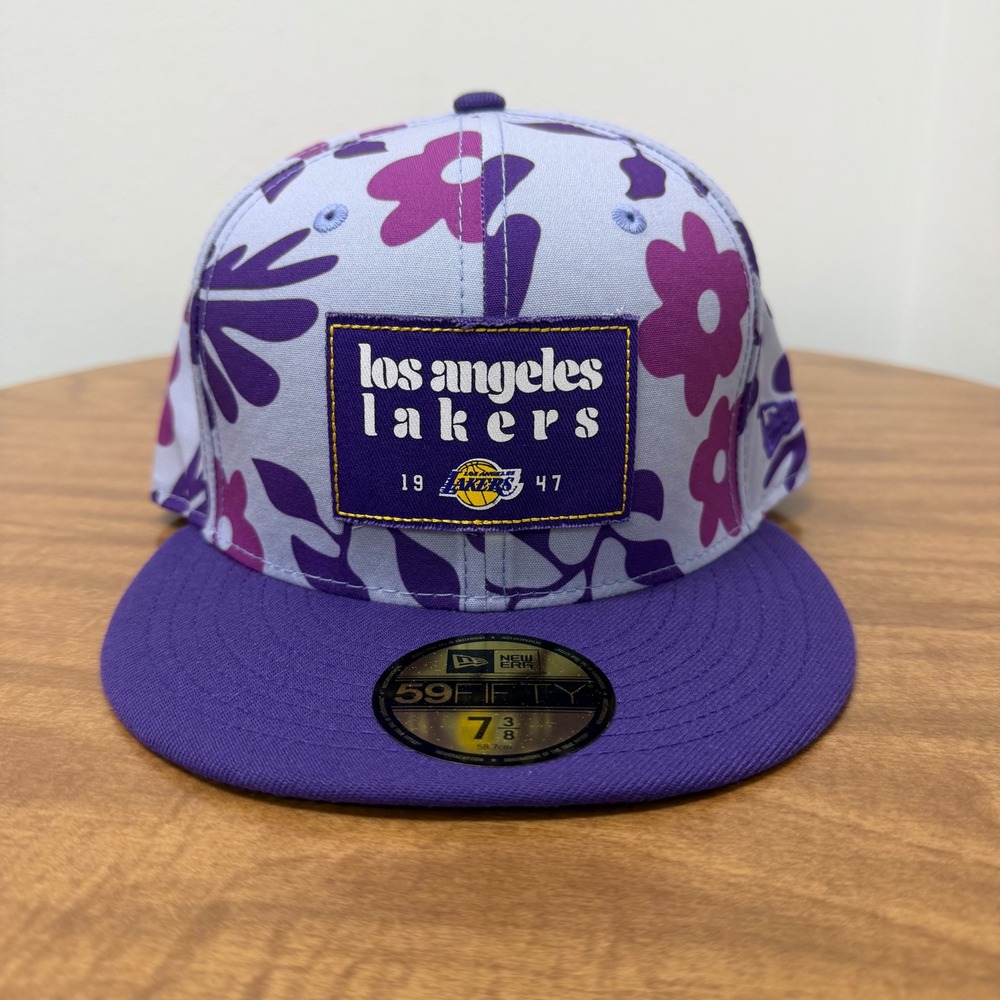 New Era 59FIFTY Los Angeles Lakers Hat Mens 7 3/8 Purple Floral Fitted Flat Brim